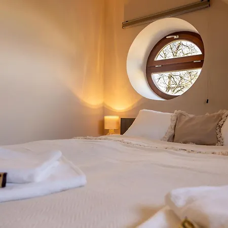 Laza Napok - 1 Apartment